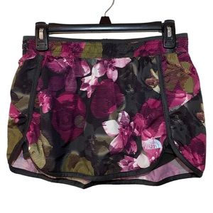 North Face Women’s Floral Active Shorts. Size Small.